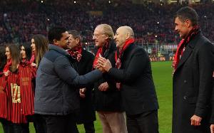 塞爾吉尼奧：05年歐冠決賽點(diǎn)球大戰(zhàn)前就覺得邪門，預(yù)感米蘭要輸