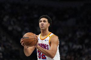 TJD：我們是以老將為主的球隊(duì) 他們狀態(tài)差時我們年輕人必須站出來