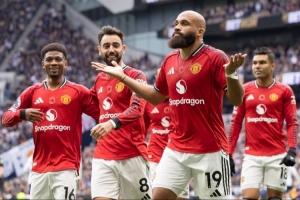 曼聯(lián)上次英超單場(chǎng)頭球雙響還是去年4月對(duì)切爾西，B費(fèi)加納喬破門