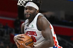 明天活塞客戰(zhàn)76人 斯圖爾特因腳踝扭傷小概率出戰(zhàn) 托哈缺陣