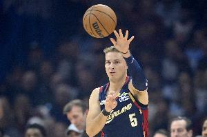 阿特金森：梅里爾能做很多事情 他讓我想起了喬·哈里斯