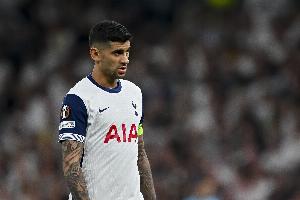 前英格蘭隊(duì)長：羅梅羅是球隊(duì)短板，丟掉球權(quán)后他都沒有回追