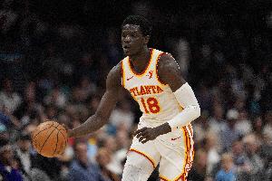 高效全能！蓋耶半場7中5拿到14分4板5助 開場連拿11分