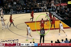 里斯登場(chǎng)！開拓者本場(chǎng)比賽首節(jié) 除楊瀚森之外的三個(gè)中鋒都上了