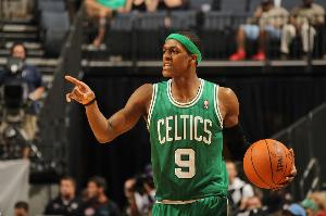 老里：夏天我邀請(qǐng)隆多加入球隊(duì) 隊(duì)員能聽到另一個(gè)人見解對(duì)其有益