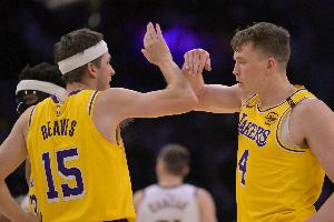 克內(nèi)克特：今晚出了很多機(jī)會(huì)但沒(méi)進(jìn) 里夫斯回來(lái)后我們會(huì)好起來(lái)的