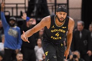 填滿數(shù)據(jù)欄！穆迪11中4拿下13分3板1助2斷1帽 正負(fù)值+22全場(chǎng)最高