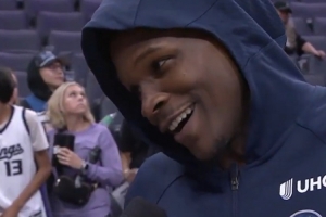 贈送球迷球衣！華子：當(dāng)年雷霆KD來我家鄉(xiāng)比賽 我也曾想要他球衣