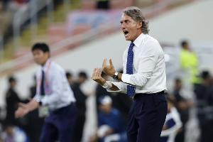 此前已被拒絕！羅馬諾：薩德提高報價，希望說服曼奇尼執(zhí)教