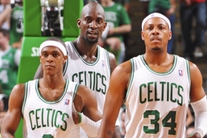 隆多：和超巨搭伙時會盡量給他們減負(fù) 他們只需專注于蓋帽或得分