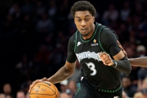 神準！麥克丹尼爾斯賽季至今場均18.6分 命中率55.9%&三分54.1%