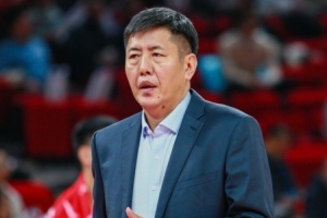 記者：考慮到隊(duì)員的磨合因素 浙江是全運(yùn)男籃比賽的頭號(hào)奪冠熱門