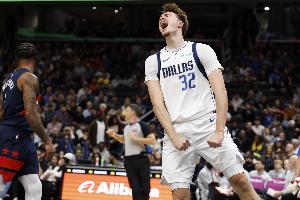 弗拉格：大家對球隊進攻體系更適應了 現(xiàn)在也更有條理對我們有利