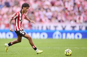 18歲新星閃耀畢巴！西班牙中場(chǎng)塞爾頓一周內(nèi)完成歐冠和西甲首秀