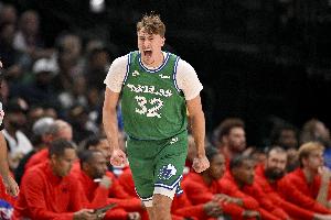 弗拉格：最后本想隔扣字母哥 但他太高太壯力量還大