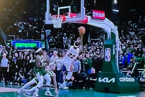 功在斯波！這不是偶然！2023年黑八關(guān)鍵戰(zhàn)巴特勒曾貢獻(xiàn)空接絕平