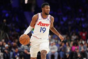 我也叫華子！賈斯汀-愛德華茲建奇功 9中8貢獻(xiàn)22分&三分6中5