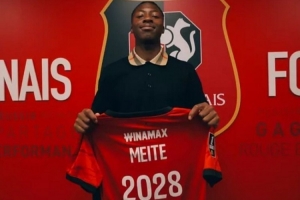 斯基拉：米蘭球探考察雷恩18歲前鋒梅特，本賽季2球2助