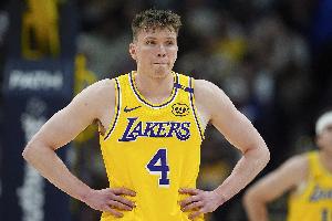 垃圾時間各種進！克內(nèi)克特7中6&三分5中4拿到16分