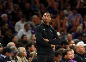 主場(chǎng)DJ介紹球員時(shí)被忽略介紹？鵜鶘主帥威利·格林：不是我要求的