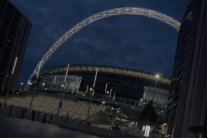 溫布利將承辦歐洲杯半決賽和決賽，球場(chǎng)無人機(jī)表演預(yù)熱賽事