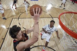 夏聯(lián)曾和楊瀚森互爆！鵜鶘13號秀中鋒奎因5分鐘砍8分2板1斷