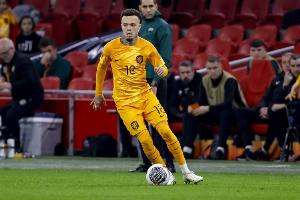 官方：荷蘭隊后衛(wèi)哈特曼因病離開訓(xùn)練營，不會隨隊出征波蘭