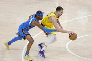 NBA官方預熱湖雷大戰(zhàn)：東契奇場均37.1+9.4+9.1 SGA33.2+5.2+6