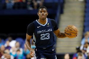 沒手感！11號(hào)秀科沃德半場(chǎng)6中1&三分4中0僅拿6分4板2助 正負(fù)值-18