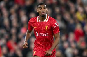 隨隊(duì)記者：利物浦正推動(dòng)續(xù)約邁巴赫組合，提供與其價(jià)值相符的合同