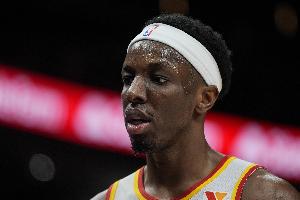 外線神準(zhǔn)！老鷹三分47投24中 命中率高達(dá)51.1%