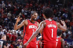 本賽季火箭前10場場均凈勝對手11.0分 隊史第二高