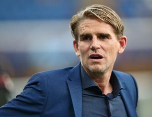 法爾克：狼堡想邀請弗羅因德?lián)误w育總監(jiān)，但后者無意離開拜仁