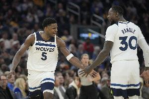 主場戰(zhàn)國王！森林狼首發(fā)：迪文岑佐 麥丹 愛德華茲 蘭德爾 戈貝爾