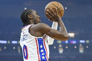 本賽季持球三分20+球員：七人無庫里 馬克西25個&哈登東契奇在列