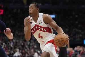 玩起來(lái)了！巴恩斯反擊背后妙傳 可惜對(duì)手犯規(guī)