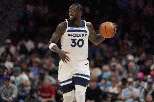 對(duì)陣勝率過(guò)半球隊(duì)時(shí)5戰(zhàn)全?。√m德?tīng)枺篘BA很難 我們會(huì)做出調(diào)整