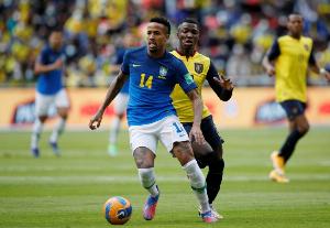 米利唐：我和安帥說了踢邊后衛(wèi)沒問題，全隊防守表現(xiàn)都很出色