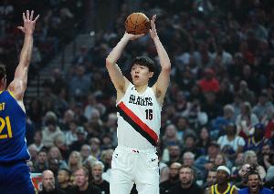 ??打得好！楊瀚森G聯(lián)盟第二戰(zhàn)半場獨攬9分6板3帽！次節(jié)單節(jié)9分