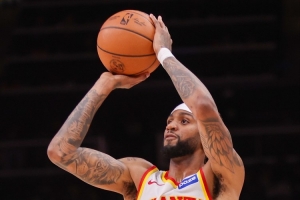 NAW：感謝里薩謝給了我們很大的鼓勵(lì) JJ對(duì)我們說(shuō)要給比賽設(shè)立基調(diào)