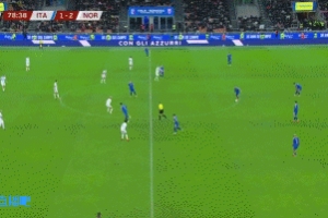 踢不過(guò)！巴斯托尼出球被鮑勃攔截 哈蘭德光速雙響，意大利1-3落后