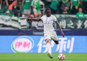 足球報：申花肯定不會放棄爭冠，阿蘇埃、劉誠宇體能狀況堪憂