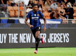 記者：鄧弗里斯可能因傷缺席米蘭德比，奧古斯托有望替代出戰(zhàn)