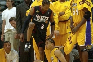 盧：防守艾弗森成就了我的生涯 如果有機(jī)會(huì)他可以跨我50次！