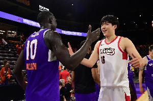 好兄弟都要努力！楊瀚森G聯(lián)盟壓制馬盧阿奇后獲得機(jī)會 后者未登場