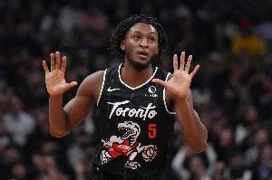 奎克利15中7砍下18分5板6助3斷 末節(jié)砍11分助隊(duì)客場(chǎng)取勝