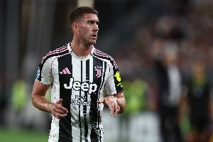 米體：弗拉霍維奇身體未達最佳，斯帕萊蒂仍希望他首發(fā)出戰(zhàn)紫百合