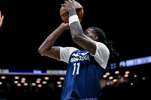 半節(jié)時(shí)間打花！里德正面遠(yuǎn)距離三分轟進(jìn) 森林狼第二節(jié)以16-0開局