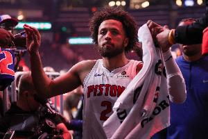 阿里納斯：活塞球迷應該擔心 康寧漢姆留在活塞并非Nike長期計劃