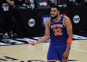 歷史首支！尼克斯三分打鐵30+次&罰丟15+罰球 仍在常規(guī)時間贏球